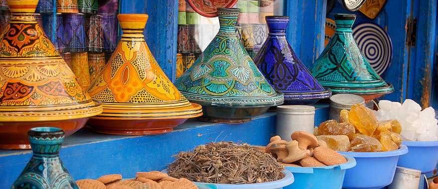 Colorful tagine plates in souk market, Morocco