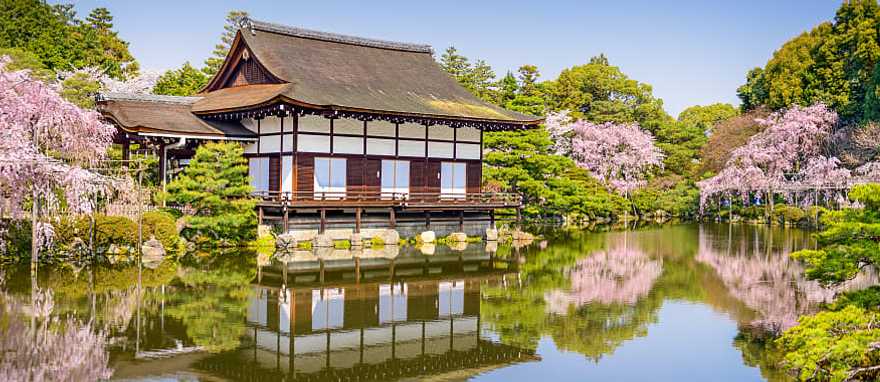 Spring Heian Shrine pond gardens in Kyoto, Japan Spring Heian Shrine pond gardens in Kyoto, Japan