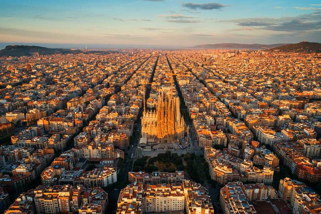 Best Time to Visit Barcelona