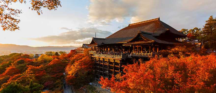 Kiyomizu-dera Temple in Kyoto, Japan Kiyomizu-dera Temple in Kyoto, Japan