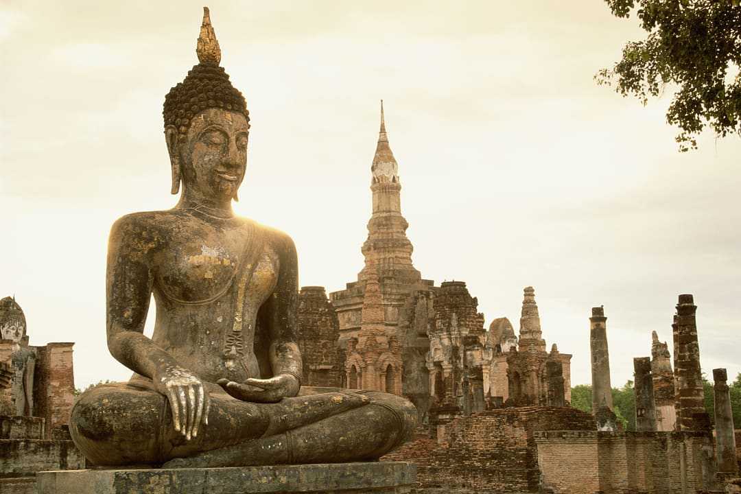 Wat Mahathat Temple, Ayutthaya, Thailand.