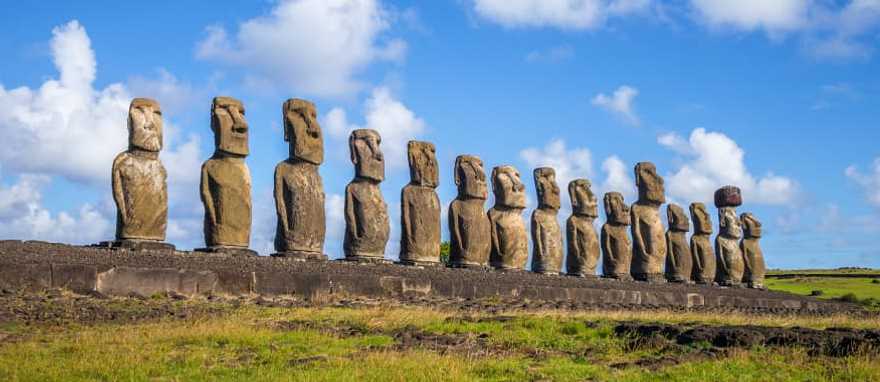 Moai statues in Easter Island, Chile Moai statues in Easter Island, Chile