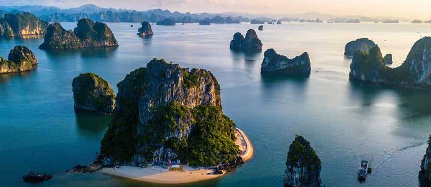 Ha Long Bay sunrise in Vietnam Ha Long Bay sunrise in Vietnam